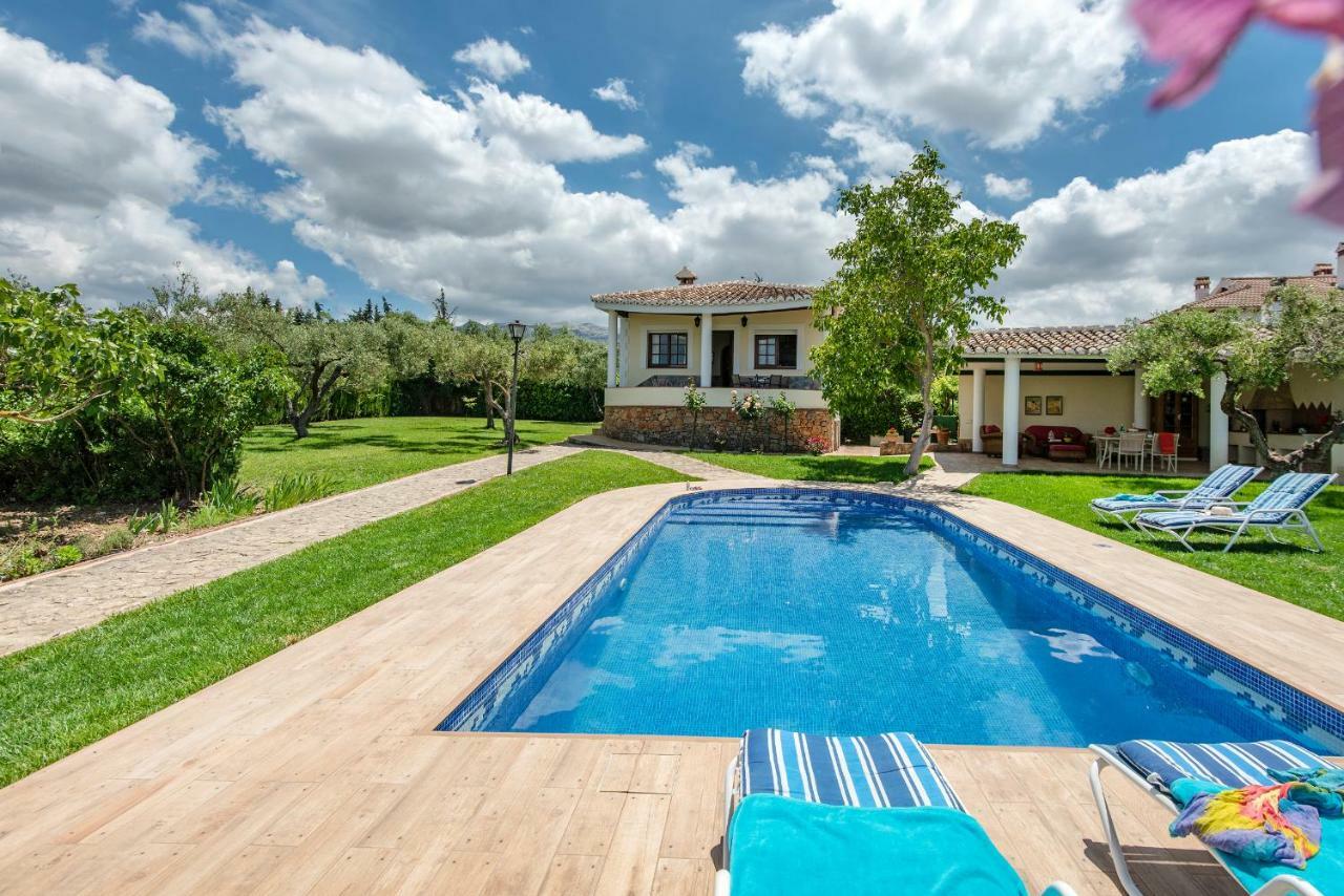 Maria Villa