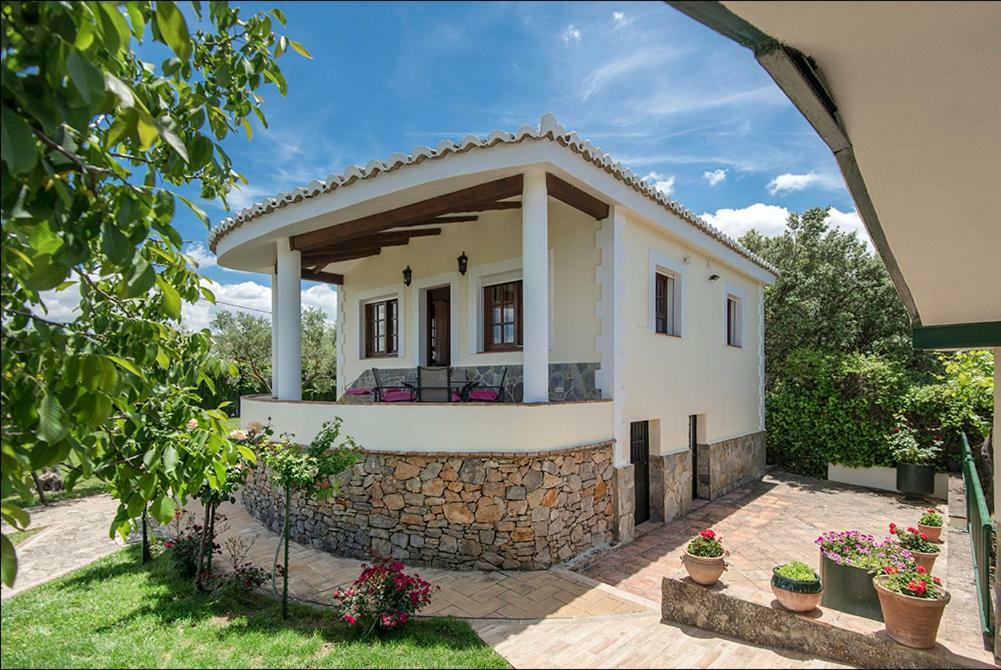 Maria Villa